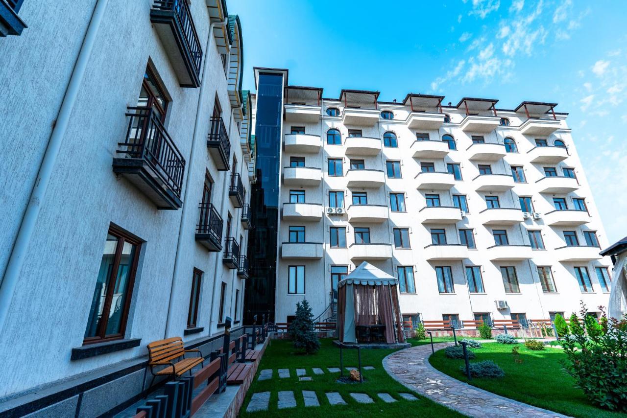 Bravo Hotel Samarkand Exterior photo